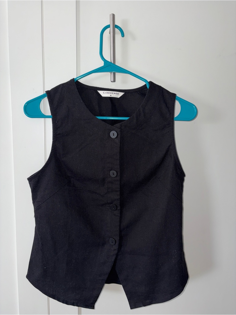 Commense Black Sleeveless Button Vest